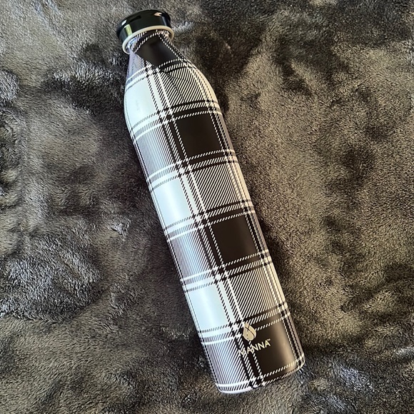 Manna Insulated Water Bottle - Picture 1 of 9